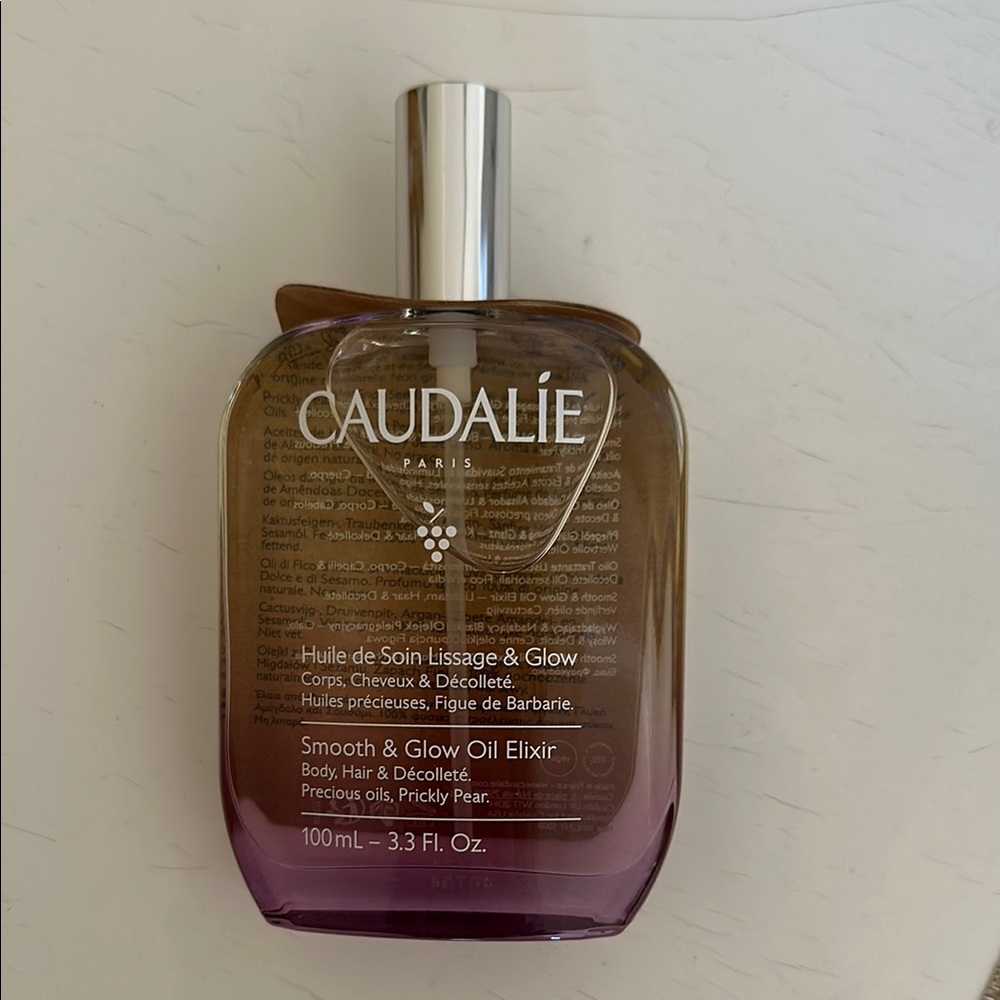 Caudalie Paris Smooth & Glow Oil Elixir with Silver Cap